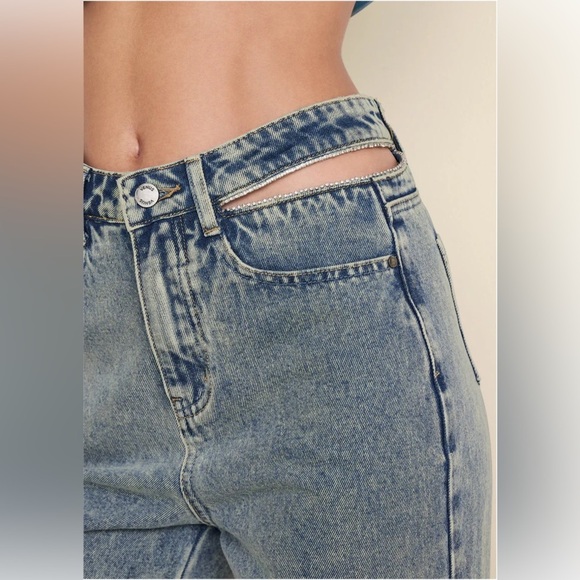 Venus Stone Washed Jeans - Picture 6 of 16